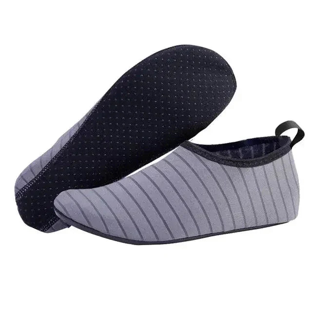 AquaFlex Unisex Water Shoes Quick-Dry for Beach and Swimming
