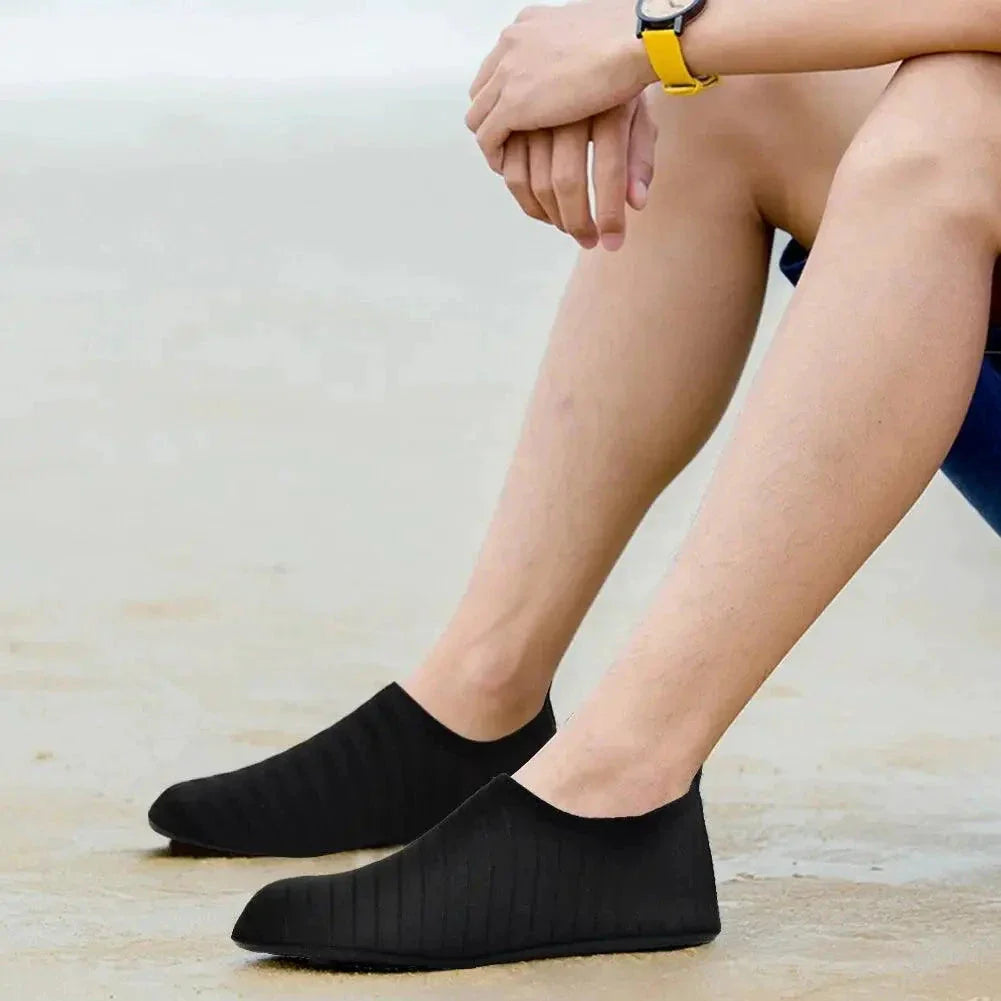 AquaFlex Unisex Water Shoes Quick-Dry for Beach and Swimming